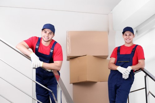 A moving truck suitable for local removals in Isleworth
