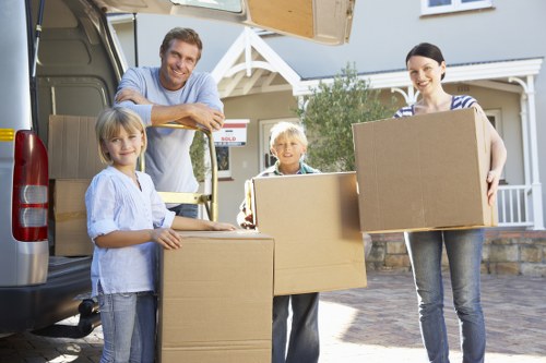 Local van hire and moving support in Isleworth