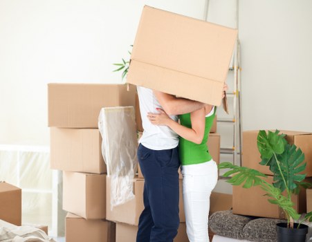 Furniture collection and delivery service near Isleworth