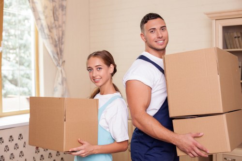 Furniture transport and house moving in Isleworth